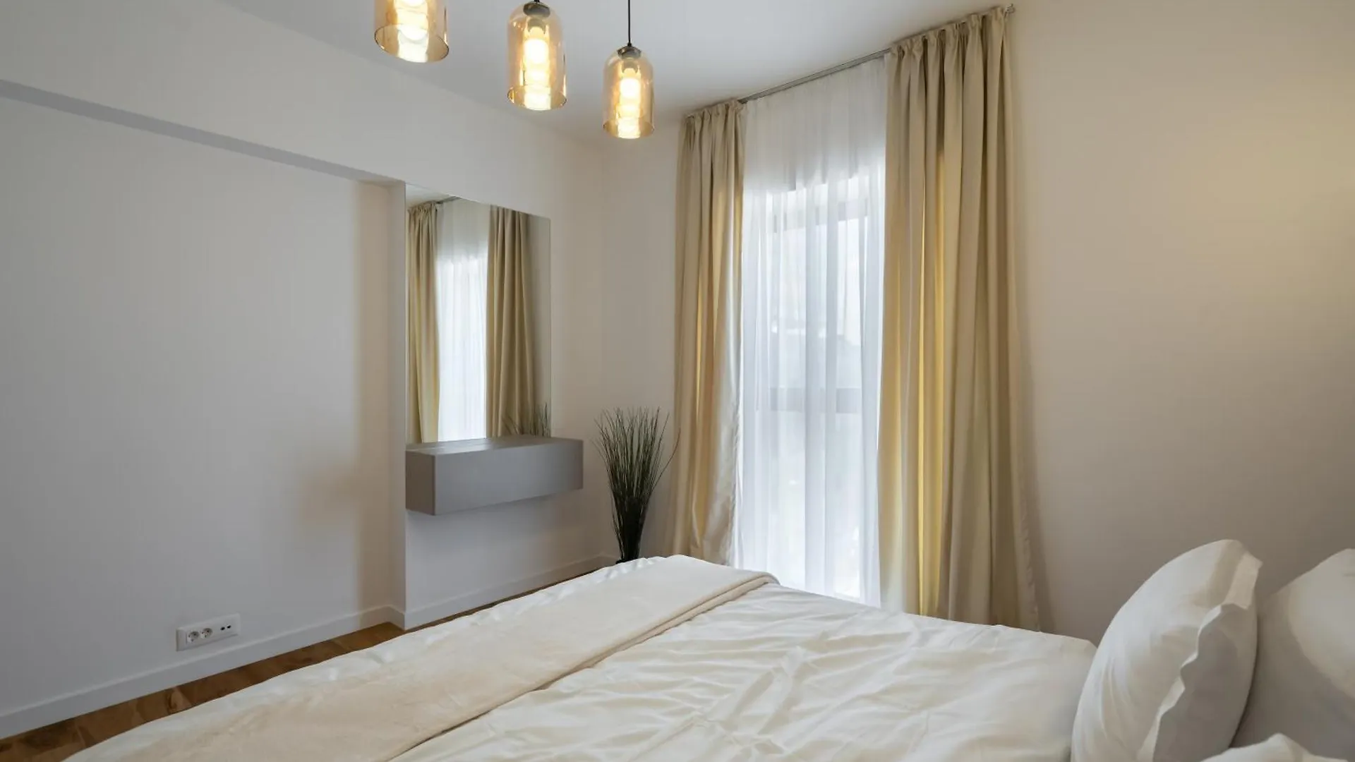 Wheat Of Coffee With King Bed In Ocp Apartamento Bucareste 0*,