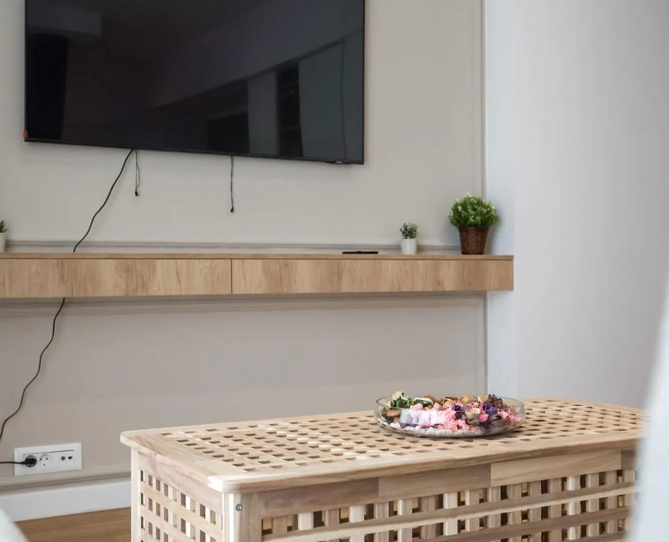 Wheat Of Coffee With King Bed In Ocp Apartamento Bucareste