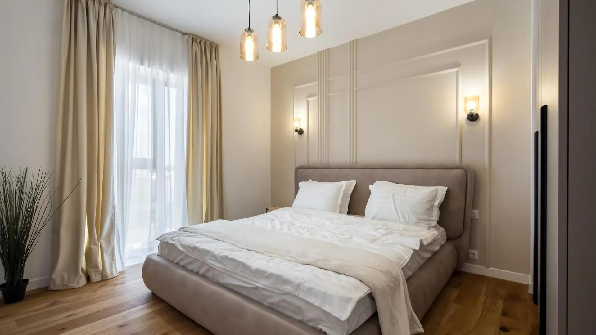 Wheat Of Coffee With King Bed In Ocp Lägenhet Bukarest